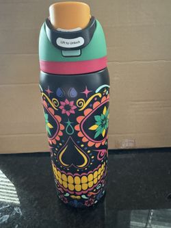 Owala Sugar Skull - Limited Edition 32oz Water Bottle