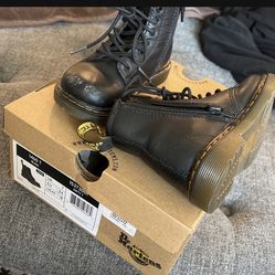 Dr. Martens Child Boots