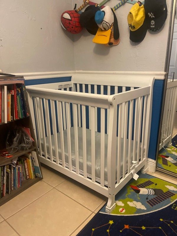 Mini Crib