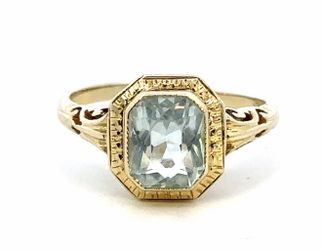 Woman’s Ladies 14k Yellow Gold Light Blue Stone Ring Size 7 GP3112321