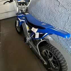 Kids Electric Dirt Bike