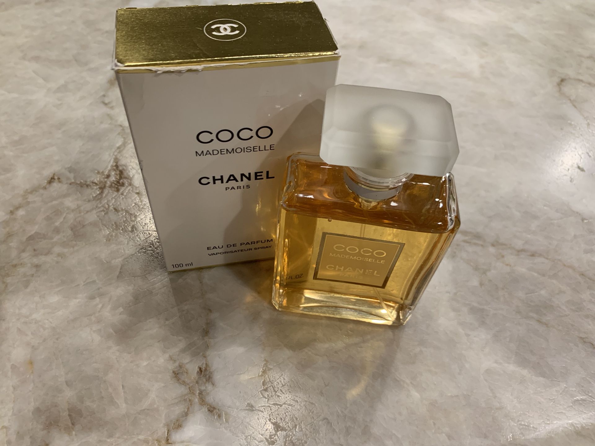 COCO Chanel Perfume