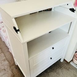 Changing Table Dresser 