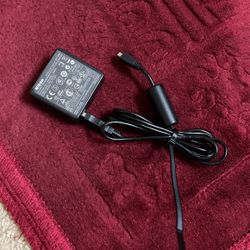 Genuine Nikon EH-68P AC Adapter Charger With USB Cable - Authentic 