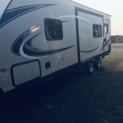 2016 Bullet Ultra Lite Travel Trailer