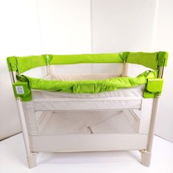 Baby crib with mattress and waterproof sheet