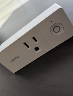 Wemo Mini! Like New Control Your Power With Smart Phone Everywhere .