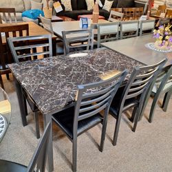5 Pc. Dining Room Set 