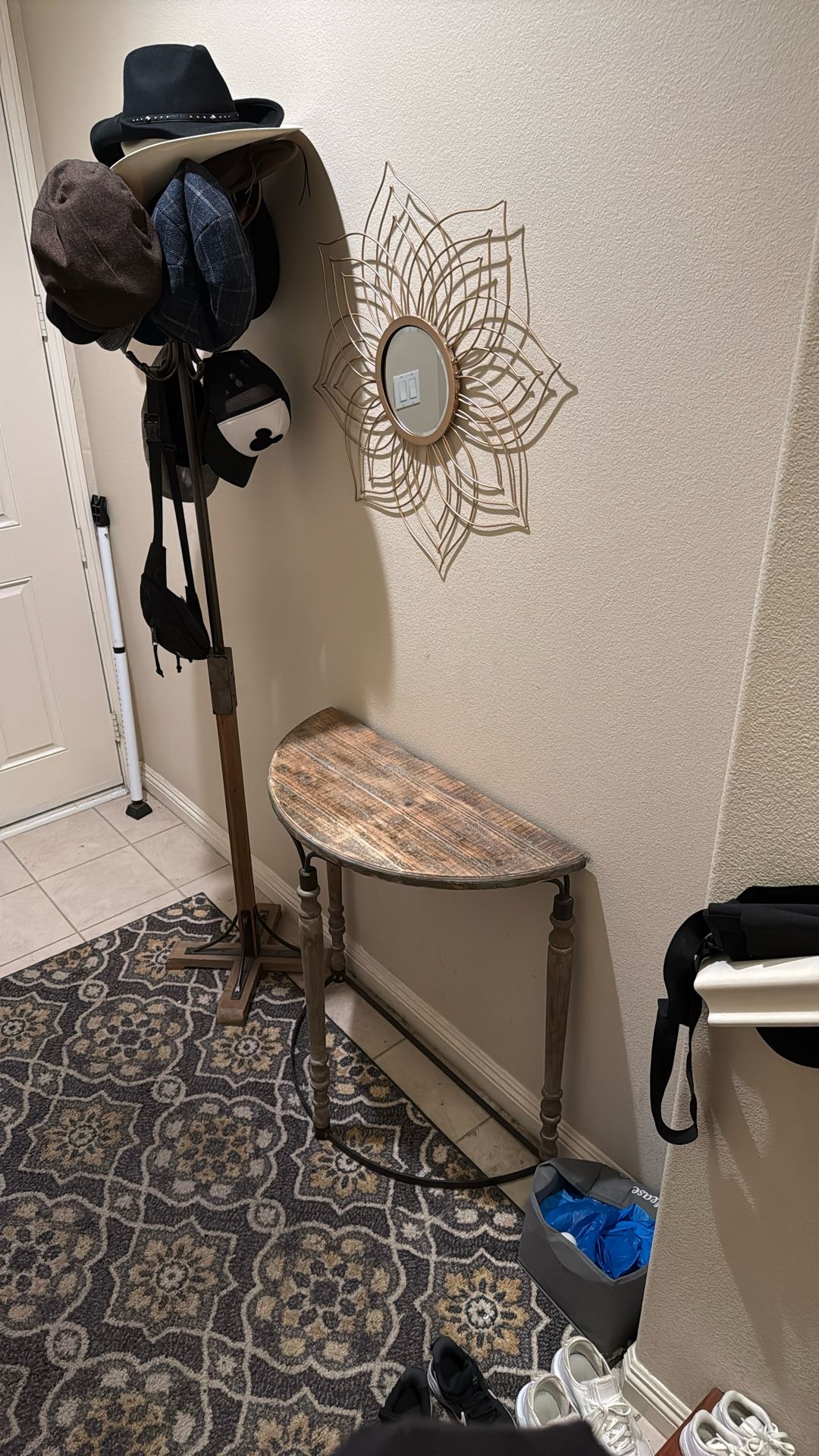 Mirror And Entrance Table