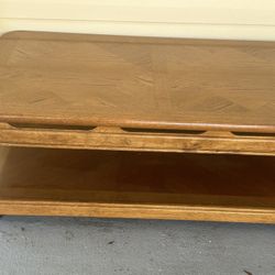 Coffee Table And End Tables To Match