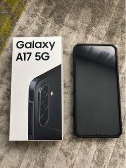 Unlocked Samsung Galaxy A17 5G — Like New + Case & Screen Protector