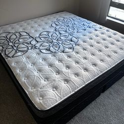 ⚀️King Size Pillow Top Mattress 12" Thick