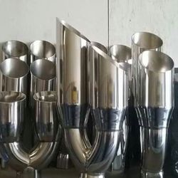 Carven exhaust with lightning tip