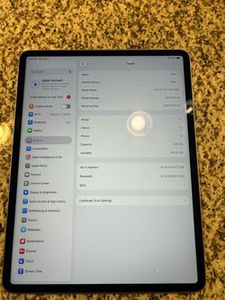 2026 Apple iPad Air 13-inch M4 Chip 128gb Wi-fi - 0 battery cycles - almost like new