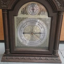Springfield Instrument Company Barometer/Thermometer   $20