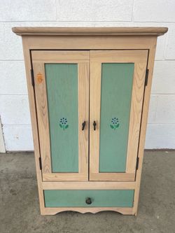 Lime Green Night Stand (18”W x 14” D x 29”T