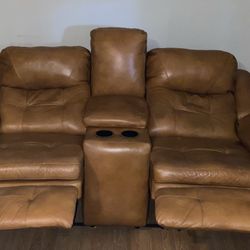 Southern Motion Electric Recliner With  Adjustable headrest