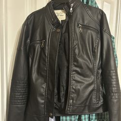 Leather jacket 