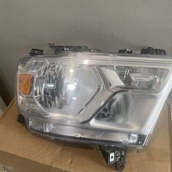 2019-2023 Dodge Ram  Right Headlight 