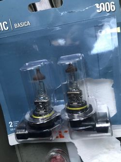 Honda Odyssey 2006 headlight bulb