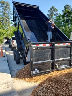 Traila De Dumpe / Renta