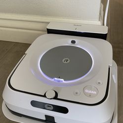 Used Wi-Fi® Connected Braava jet® m6 Robot Mop In Excellent Condition 