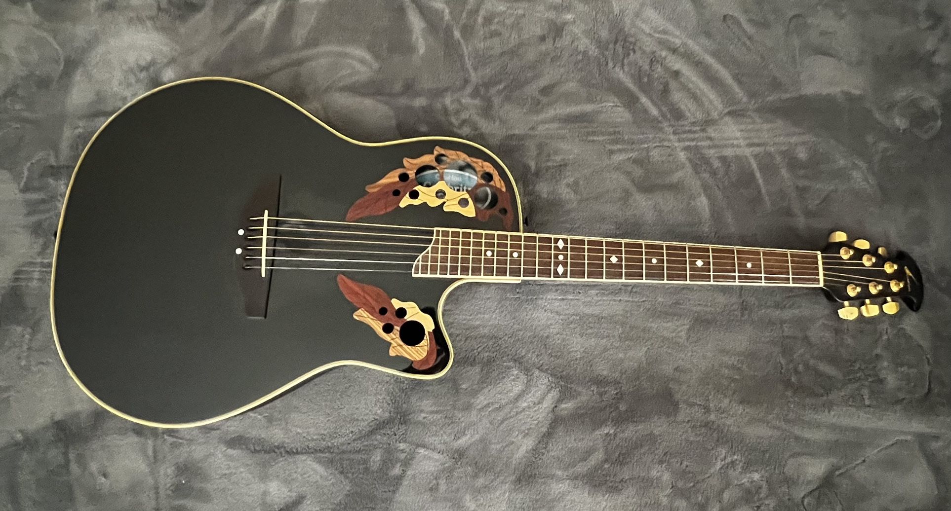 Ovation Celebrity Deluxe CS257, Acoustic Electric Guitar