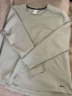 Women’s Workout Thermafit Nike Gray Long sleeve Top 