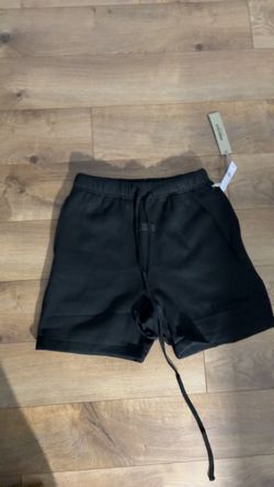 Essential shorts black