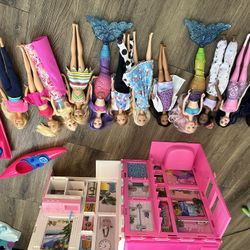 Babies, Foldable Barbie House, Canoe & Jet Ski, Bag Full Of Barbie Clothes