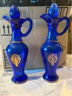 Avon Cobalt Blue Gold Trim Glass Decanter.