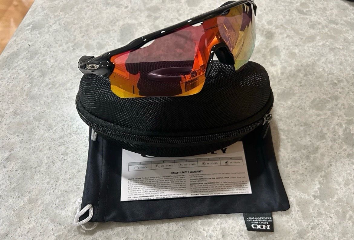 oakley sport sunglasses