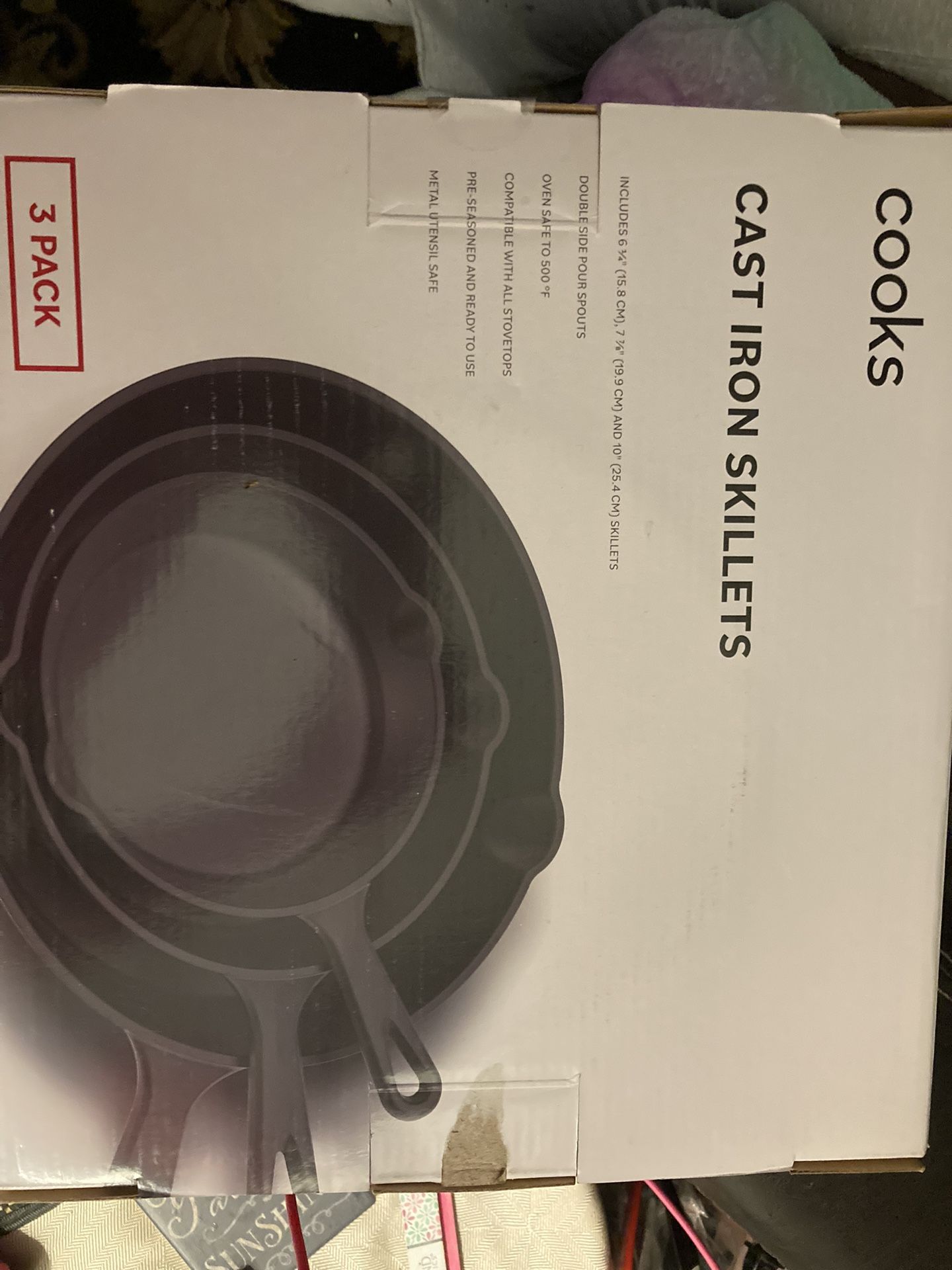 Iron Skillet Set