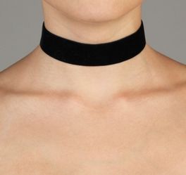 25mm width velvet choker