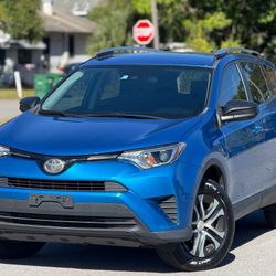 2018 TOYOTA RAV4 LE 
