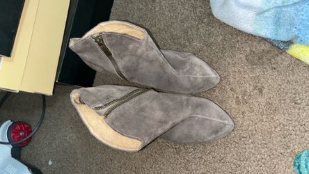 Women heels