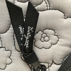 Thirty-One Laptop Bag Gray Quilted Poppy Floral.  (Johnstown Ohio)