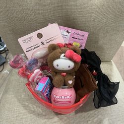 Hello Kitty Valentine Basket