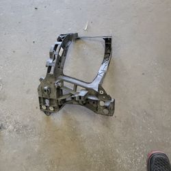 Dodge Ram 2013 To 19 Headlight Bracket 