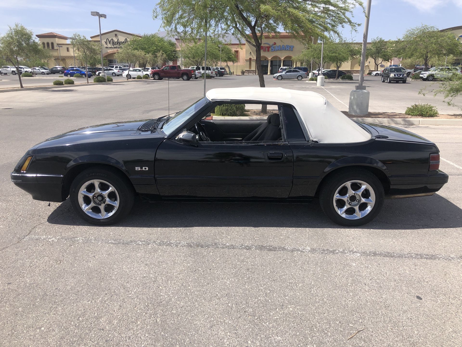 1985 Ford Mustang