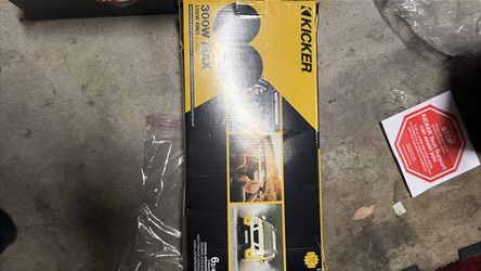 Kicker 6 3/4 300w speakers brand new