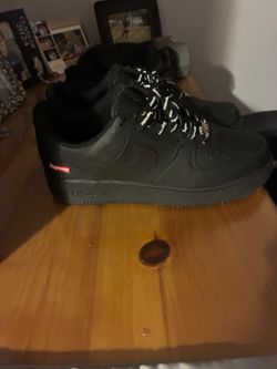 Supreme Air Force’s size 10.5