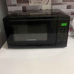 Small microwave 