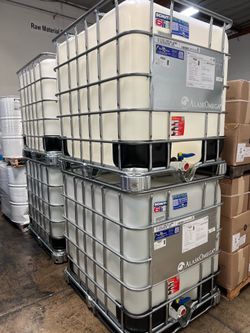 🔥🔥275 gallon totes like new🔥🔥