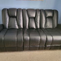 Power Reclining Sofa 