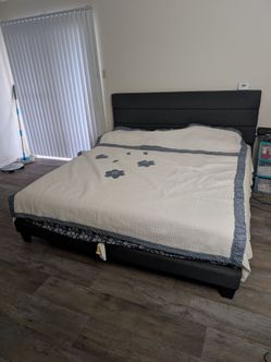 King size bed set
