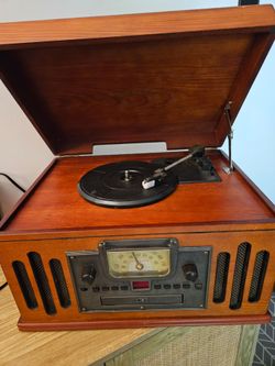 Crosley Musician CR704C-PA 5-in-1 Entertainment Center Turntable - Works!