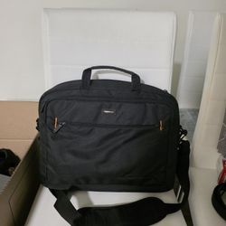 Amazon Basics Laptop and Tablet Bag Case