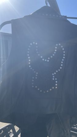 Leather vest xs/sm