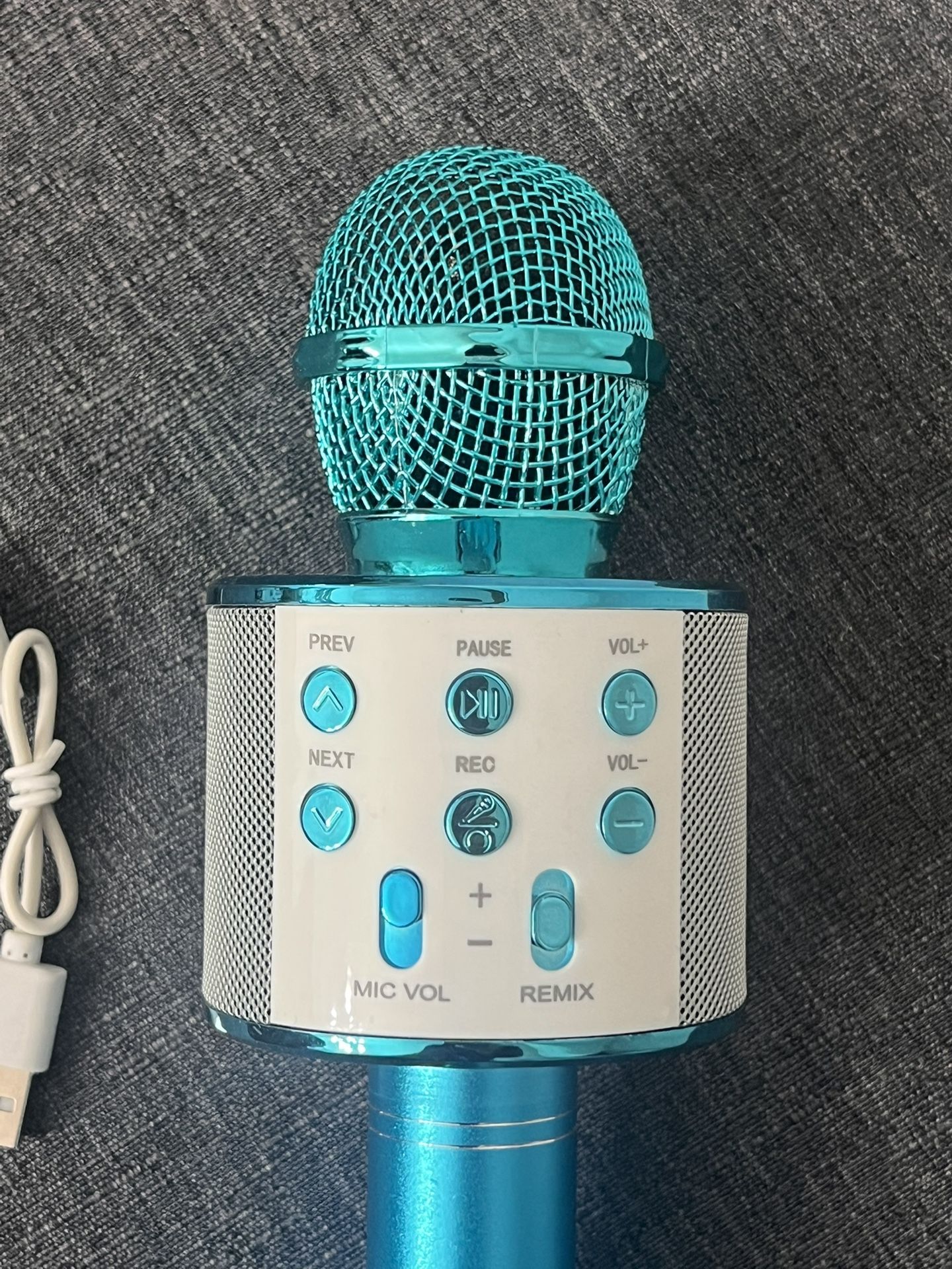 Bluetooth karaoke microphone